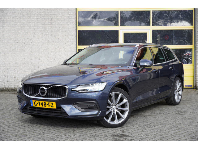 Volvo V60 2.0 T4 191PK! Automaat Momentum Pro BJ2019 Lmv 19" | Led | Pdc | Navi | Achteruitrijcamera
