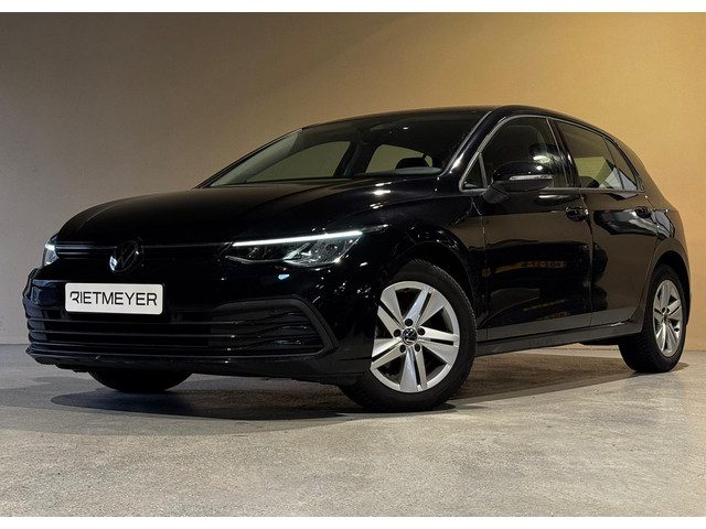 Volkswagen Golf 1.0 eTSI Life Business