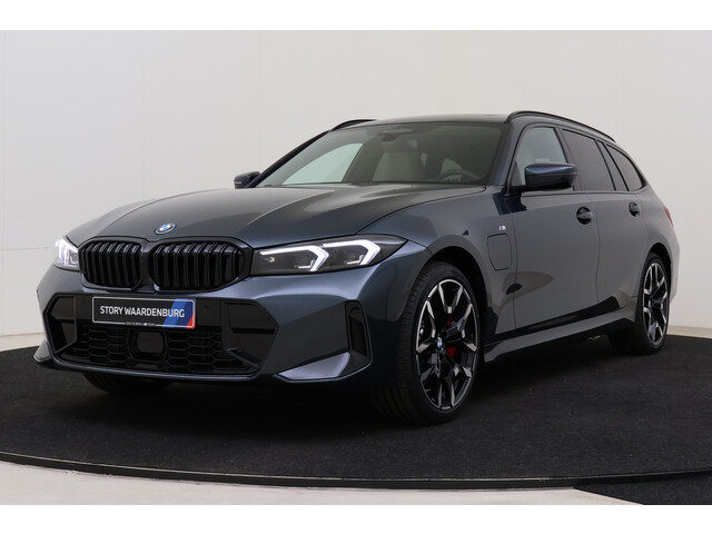 BMW 3 Serie touring 330e High Executive M Sport Automaat