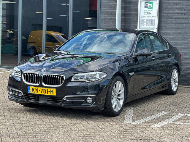 BMW 5 Serie 520i Luxury Edition/NAVI/CAMERA/LEDER/NETTE STAAT!!