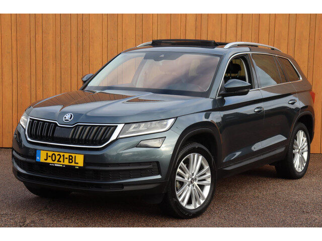 Škoda Kodiaq 1.5 TSI Business Edition org. NL-auto el.schuif/panoramadak trekhaak camera leer+vw