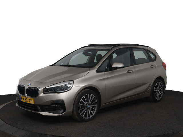 BMW 2 Serie Active Tourer 218i High Executive |NAP |1e eigenaar | Automaat | Pano | HUD | Stoelverwa