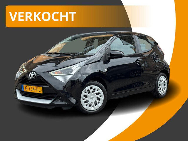 Toyota Aygo 1.0 VVT-I X-PLAY LIMITED 5-DRS AIRCO/NAVI/LED/CAMERA/NL-AUTO/1E EIG.