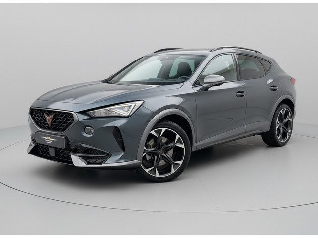 Cupra Formentor 1.4 e-Hybrid 204pk * Trekhaak * Stoelverwarming * Carplay * Side Assist *