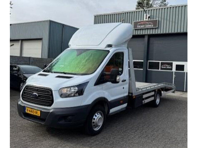 Ford Transit 350 2.0 TDCI L4H1 Ambiente Autoambulance/ Oprijwagen. Ford oprijwagen in topstaat krach