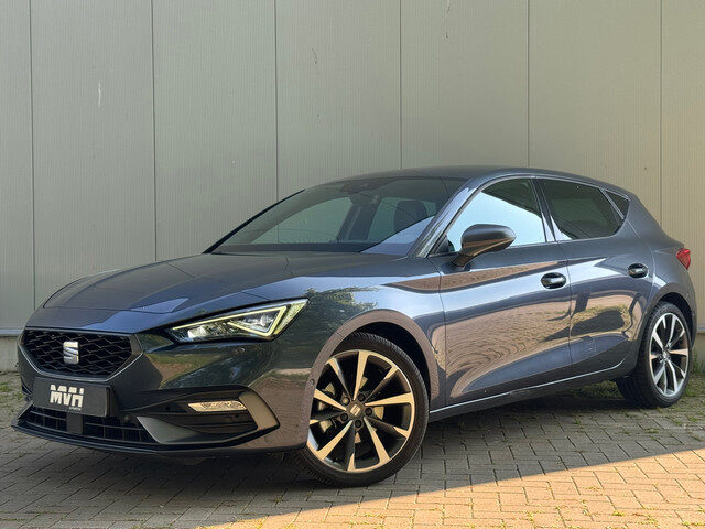 Seat Leon 2.0 TDI FR Business Intense - Automaat - Ambient - HalfLeder - Virtual - Carplay -