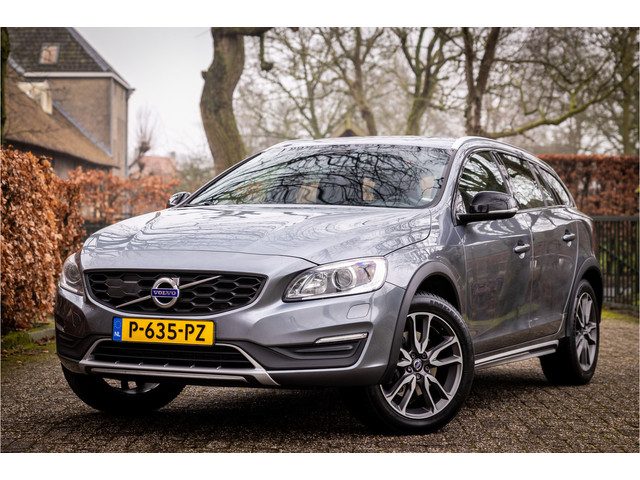 Volvo V60 Cross Country 2.0 T5 Summum