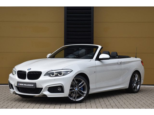 BMW 2 Serie Cabrio 220i High Executive