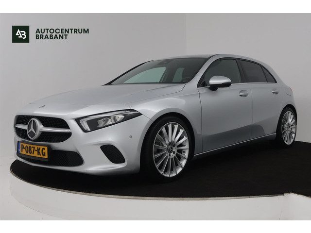 Mercedes-Benz A-Klasse 180 d Premium Plus (ACHTERUITRIJCAMERA, NAVIGATIE, PARKEERSENSOREN, BLUETOOTH