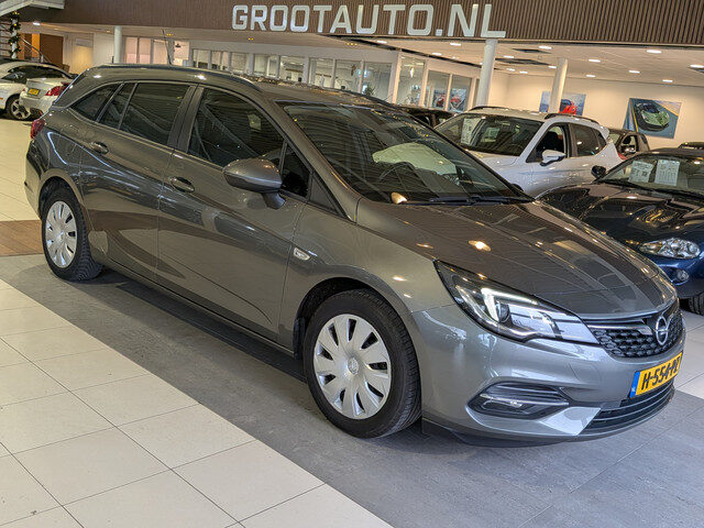 Opel Astra Sports Tourer 1.2 Business Edition