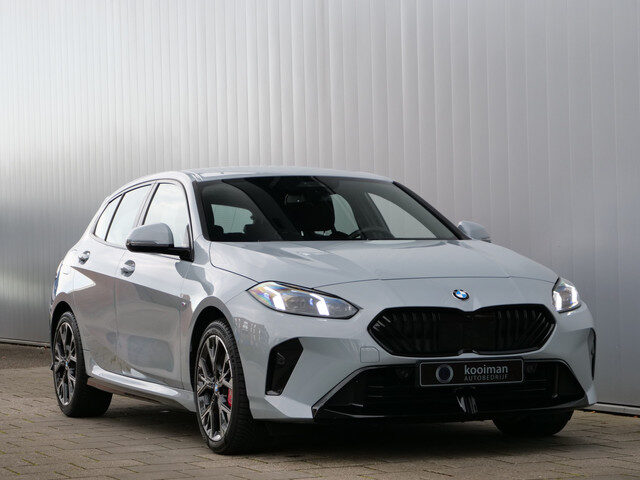 BMW 1 Serie 116 automaat 123pk M Sportpakket Pro