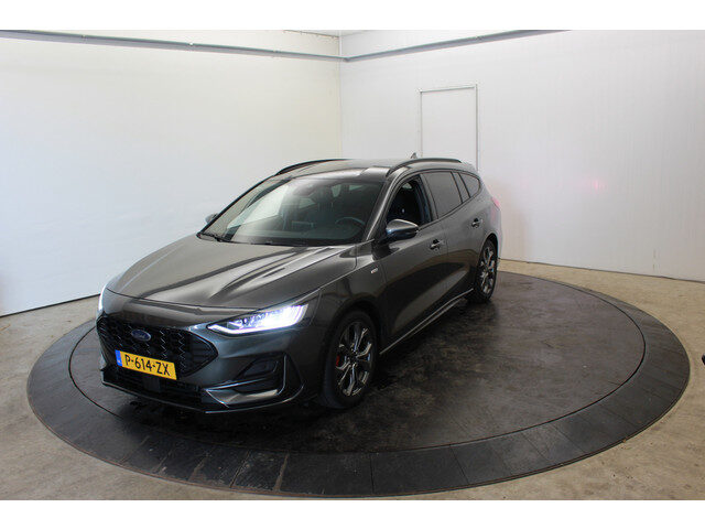 Ford Focus Wagon Hybrid 135PK ST Line Style Trekh Camera Winterpack Keyless
