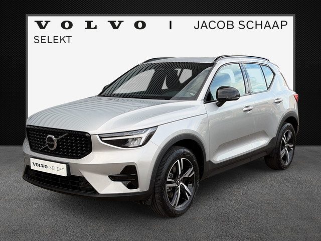 Volvo XC40 2.0 B4 Plus Dark