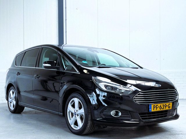 Ford S-Max 1.5 Titanium|Pano|Stoelverwarming|Elektrische Stoelen