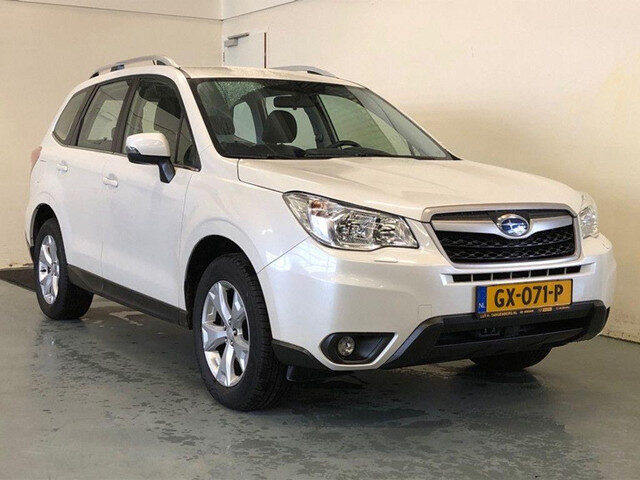 Subaru Forester 2.0 Luxury 4x4 - Automaat - Navi - Trekhaak - Org.NL - 1e Eigenaar