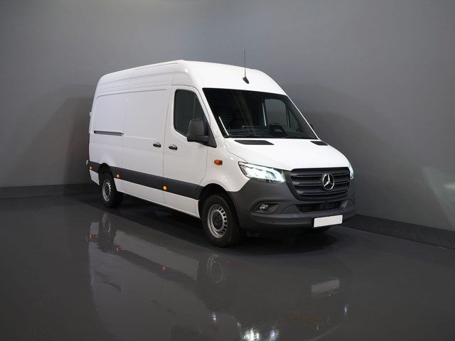 Mercedes-Benz Sprinter 317 CDI Aut. L2H2 3.5t Trekhaak/ LED/ Gev.Stoel/ 270 Gr.Deuren/ Stoelverw./ N