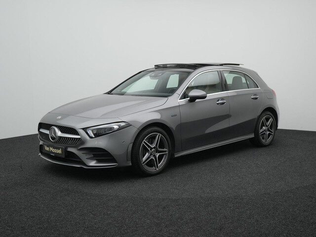 Mercedes-Benz A-Klasse 250 e AMG Line