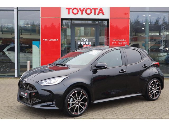 Toyota Yaris 1.5 HYBRID 130 GR-SPORT