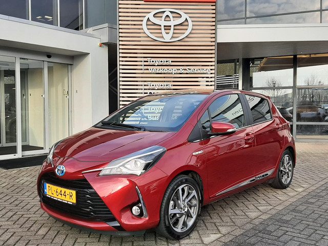 Toyota Yaris 1.5 Hybrid Premium