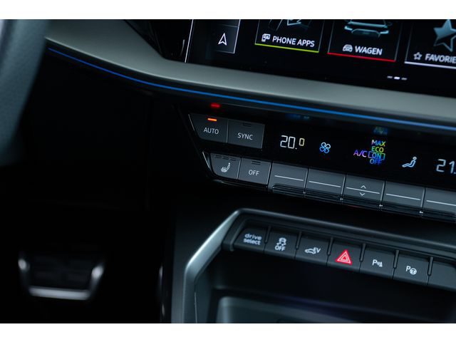 Audi A3 Sportback 40 TFSI e S-line Advanced | 18 inch | Navigatie | Stoelverwarming |
