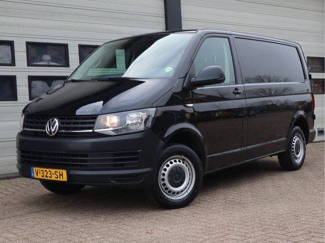 Volkswagen Transporter 2.0 TDI 102pk Euro 6 - Cruise - Trekhaak - Airco