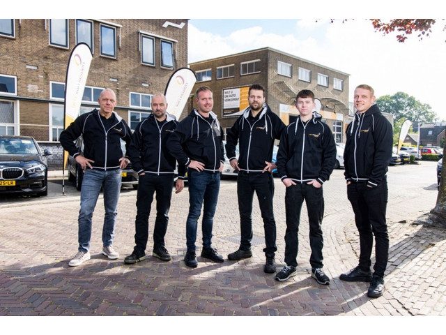 Lynk&Co 01 1.5 PHEV 261PK MJ'24 PANODAK/ZWARTE HEMEL/ACC/BLACK-LINE EDITION