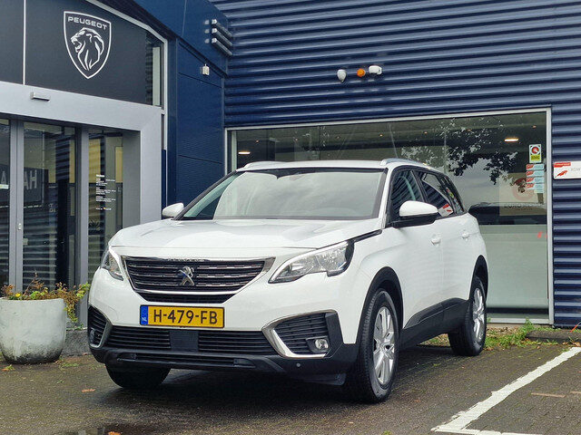 Peugeot 5008 1.2 PureTech 130pk Blue Lease Executive