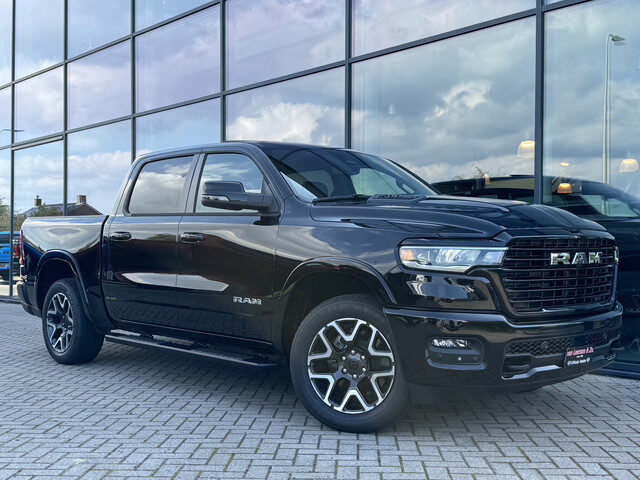 Dodge Ram 1500 Laramie Sport Hurricane