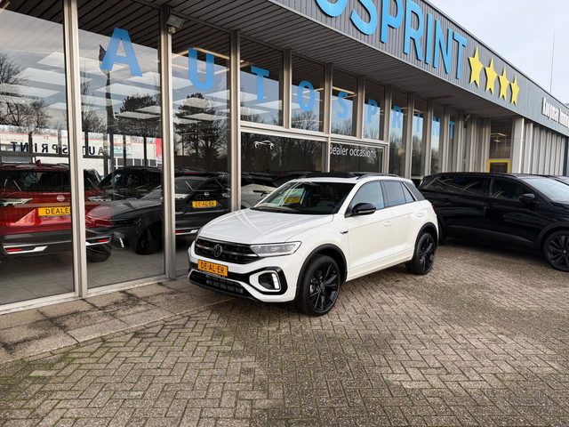 Volkswagen T-Roc 1.5 TSI R-Line BLACK Edition 150PK / PANORAMADAK / VOL OPTES