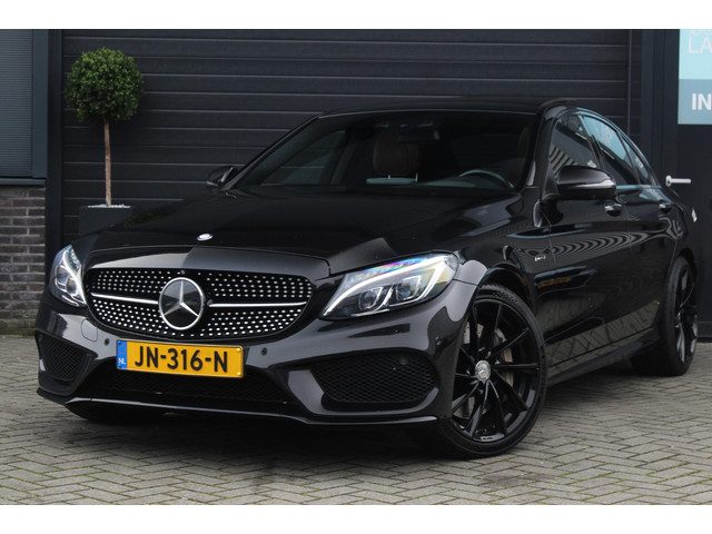 Mercedes-Benz C-Klasse 450 AMG 4MATIC