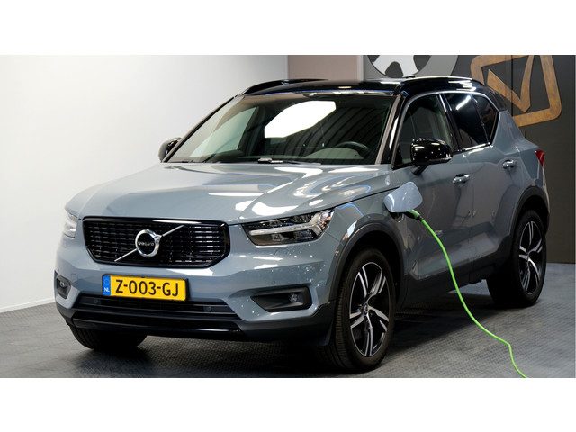 Volvo XC40 Volvo XC40 1.5 T5 Recharge 193kW/262pk DKG7 R-Design BI-TONE + PILOT ASSIST + KEYLESS ENT
