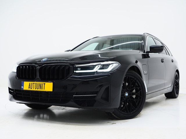 BMW 5 Serie touring 530e xDrive Full Black