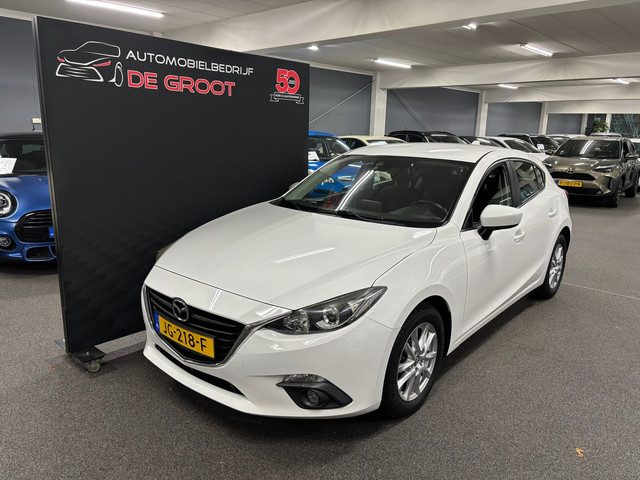 Mazda 3 2.0 Skylease NL-Auto met Navigatie, Climat Control, Cruise Control en LM-velgen
