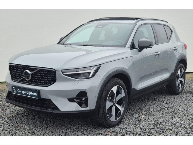 Volvo XC40 2.0 B4 Ultra Dark