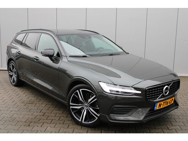 Volvo V60 B3 Momentum Advantage