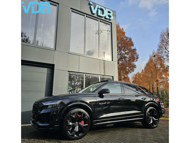 Audi RSQ8 4.0 TFSI QUATTRO BLACK EDITION PANO KERAMISCH