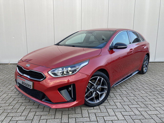 Kia ProCeed 1.4 T-GDI 140 PK DCT A/T GT-Line
