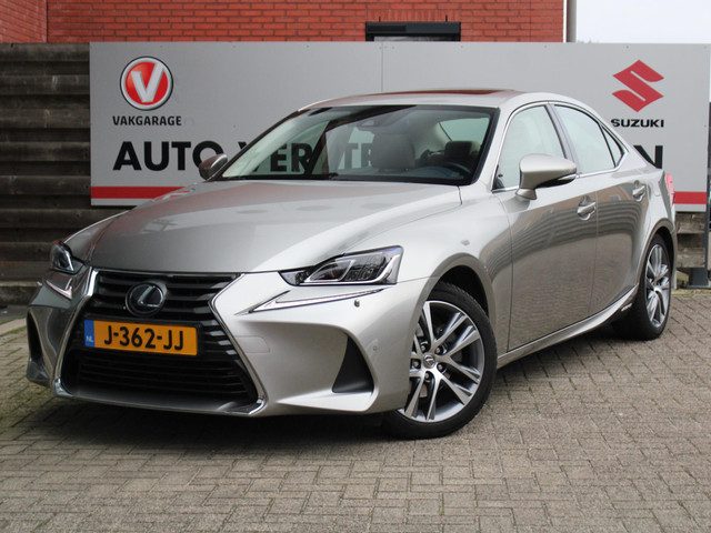 Lexus IS 300h Hybrid Business Line Pro