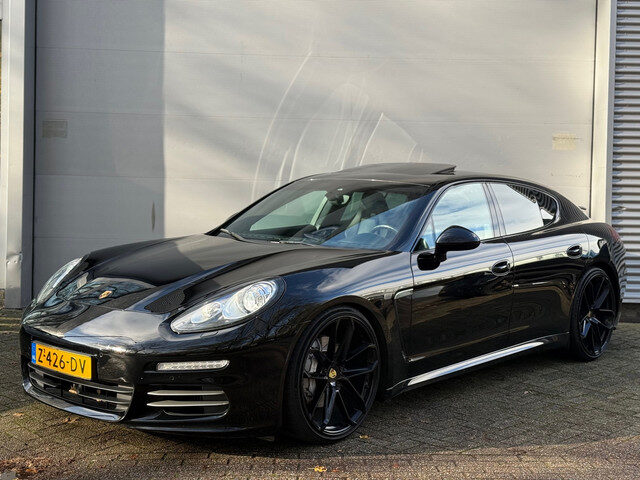 Porsche Panamera 4S 3.0 V6 TwinTurbo 420pk l ACC l Schuifdak l 22" Velgen l Alcantara Hemel l Volled