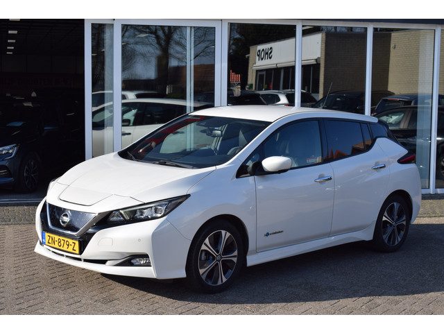 Nissan Leaf Tekna 40 kWh//Navi//Camera!!
