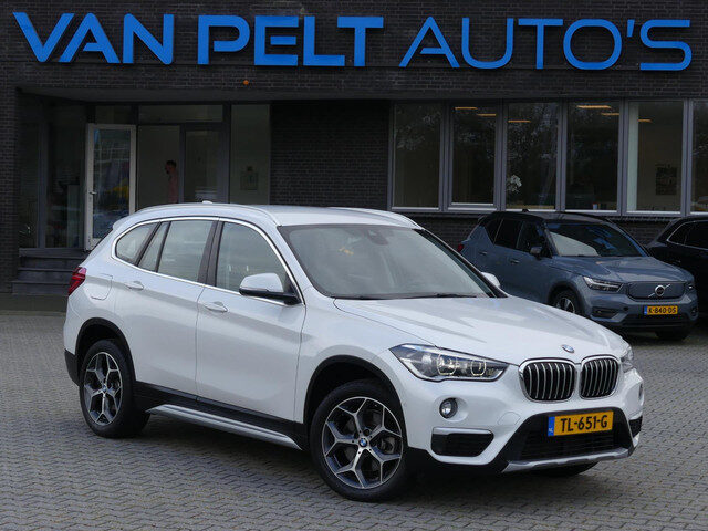 BMW X1 SDrive20i 192PK AUT Orange Edition II / LEDER /