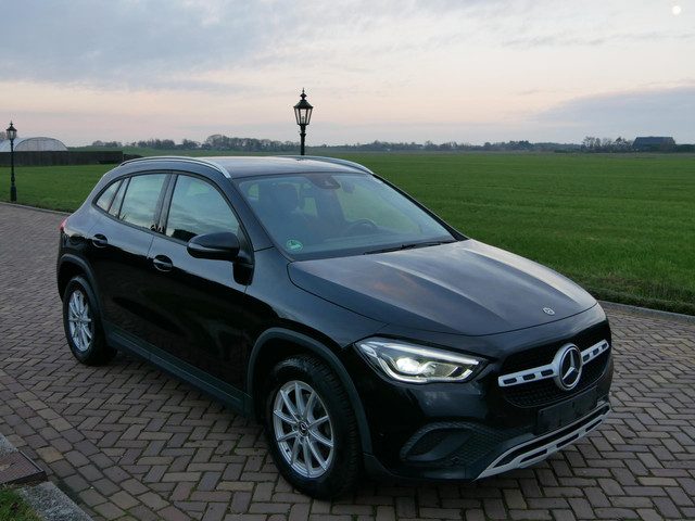 Mercedes-Benz GLA 180 Business Solution 2.0 CDI AUT 2021 LED***15999 NETTO**