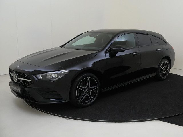 Mercedes-Benz CLA Shooting Brake 250 e AMG Line