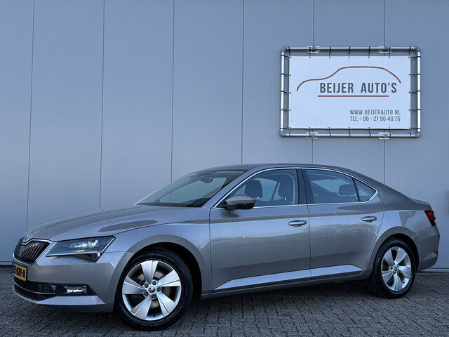 Škoda Superb 1.4 TSI ACT Ambition Business