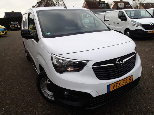Opel Combo 1.5D L2H1 Standaard