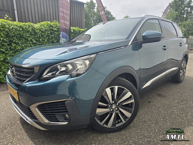 Peugeot 5008 - 1.2 PureTech Blue Lease Premium