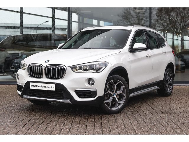 BMW X1 sDrive20i High Executive xLine Automaat