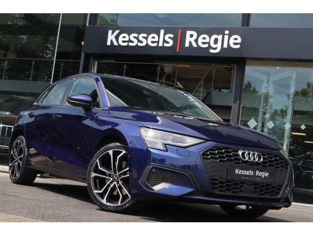 Audi A3 Sportback 40 TFSI e Keyless ACC Camera Stoelverwarming CarPlay DAB Sensoren