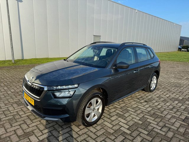 Škoda Kamiq 1.0 TSI Ambition , Airco, Carplay ,Trekhaak