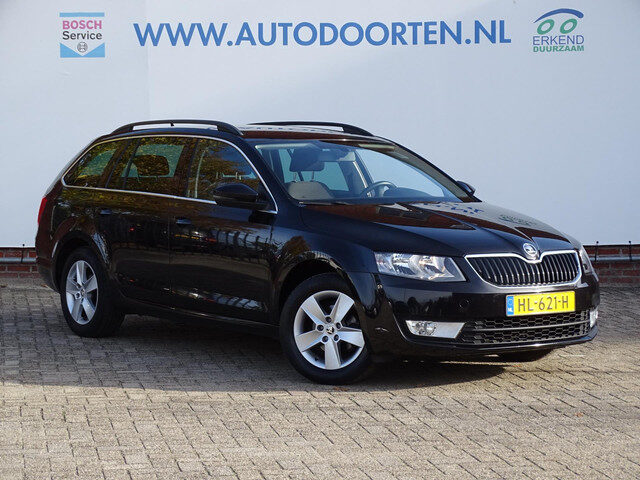 Škoda Octavia Combi 1.2 TSI Greentech Ambition|TREKHAAK|